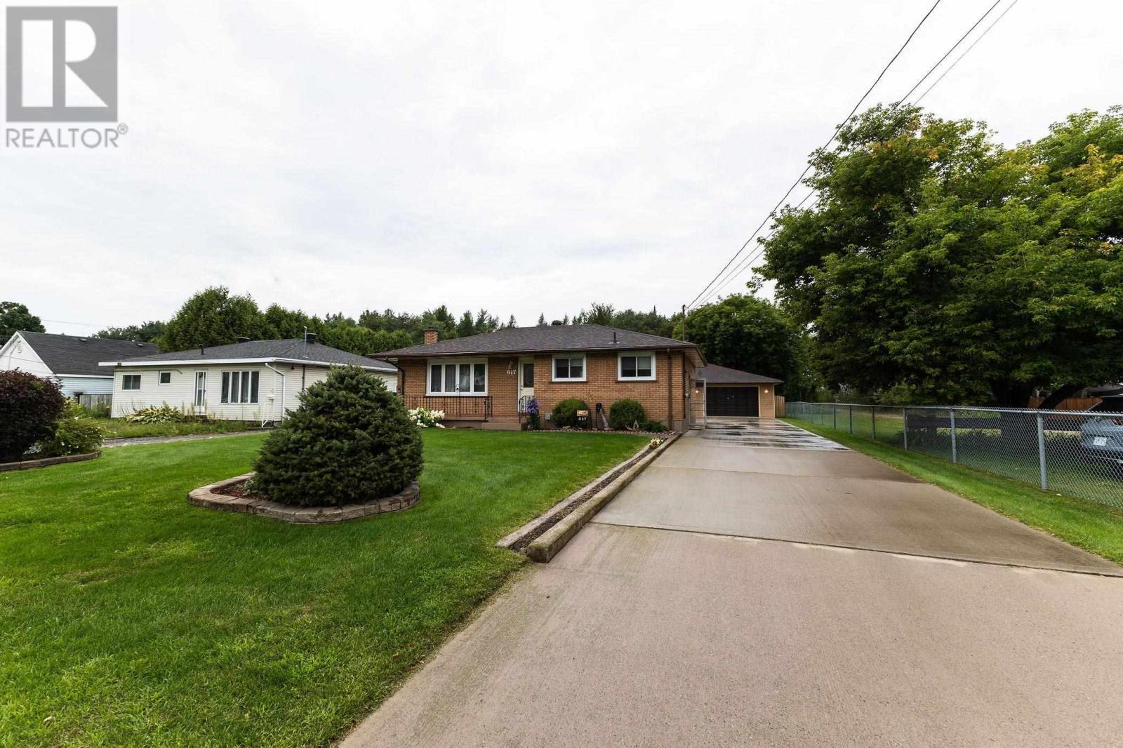 617 Boundary Rd