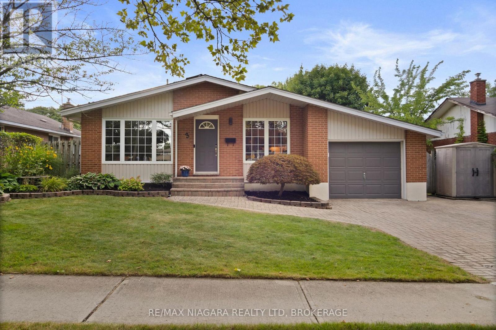 3 Clearview Heights