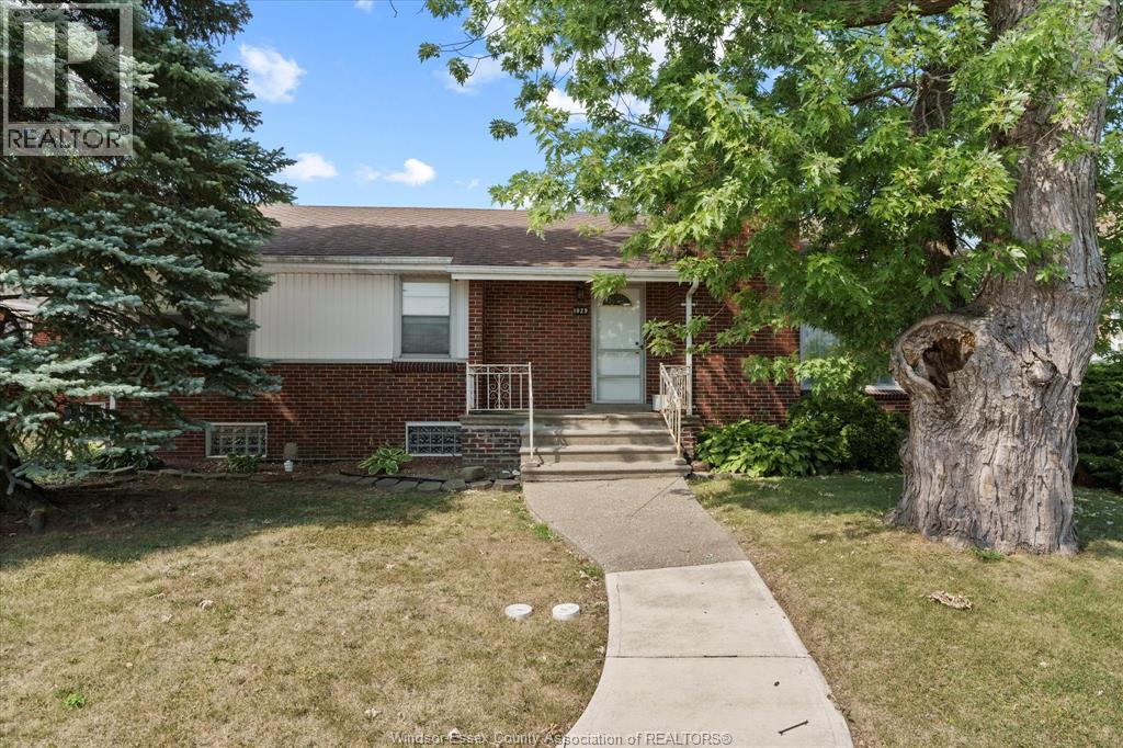 1929 Olive Road