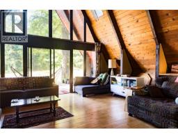 Primary Bedroom - 766 B Gowlland Harbour Rd, Quadra Island, BC V0P1N0 Photo 2