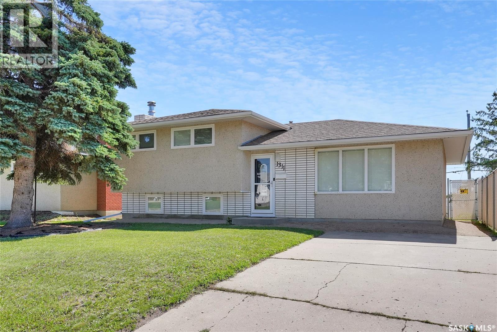 1311 Athabasca Street W