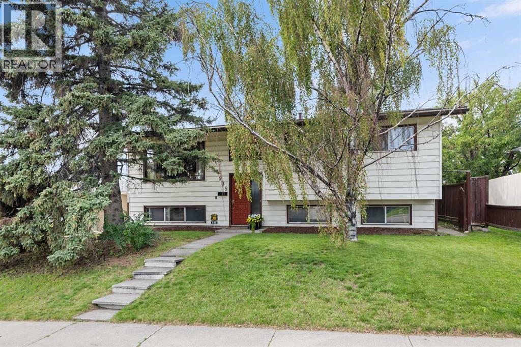 935 Mayland Drive Ne
