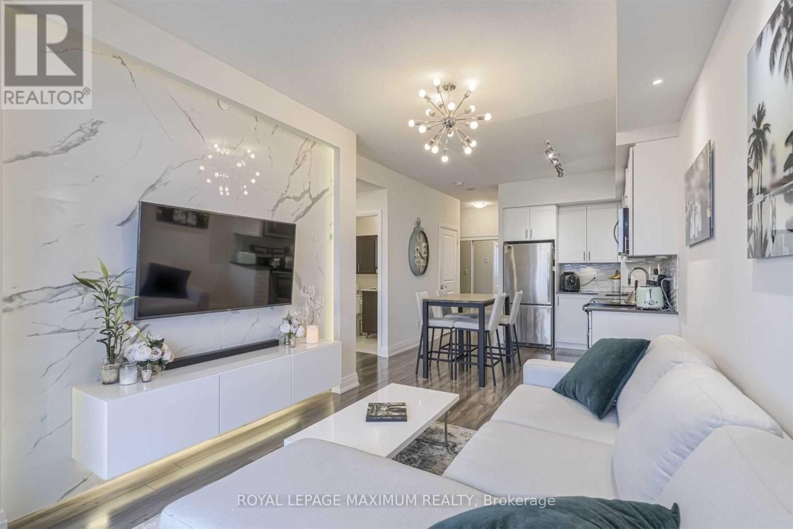2507 3700 Highway 7 Road W