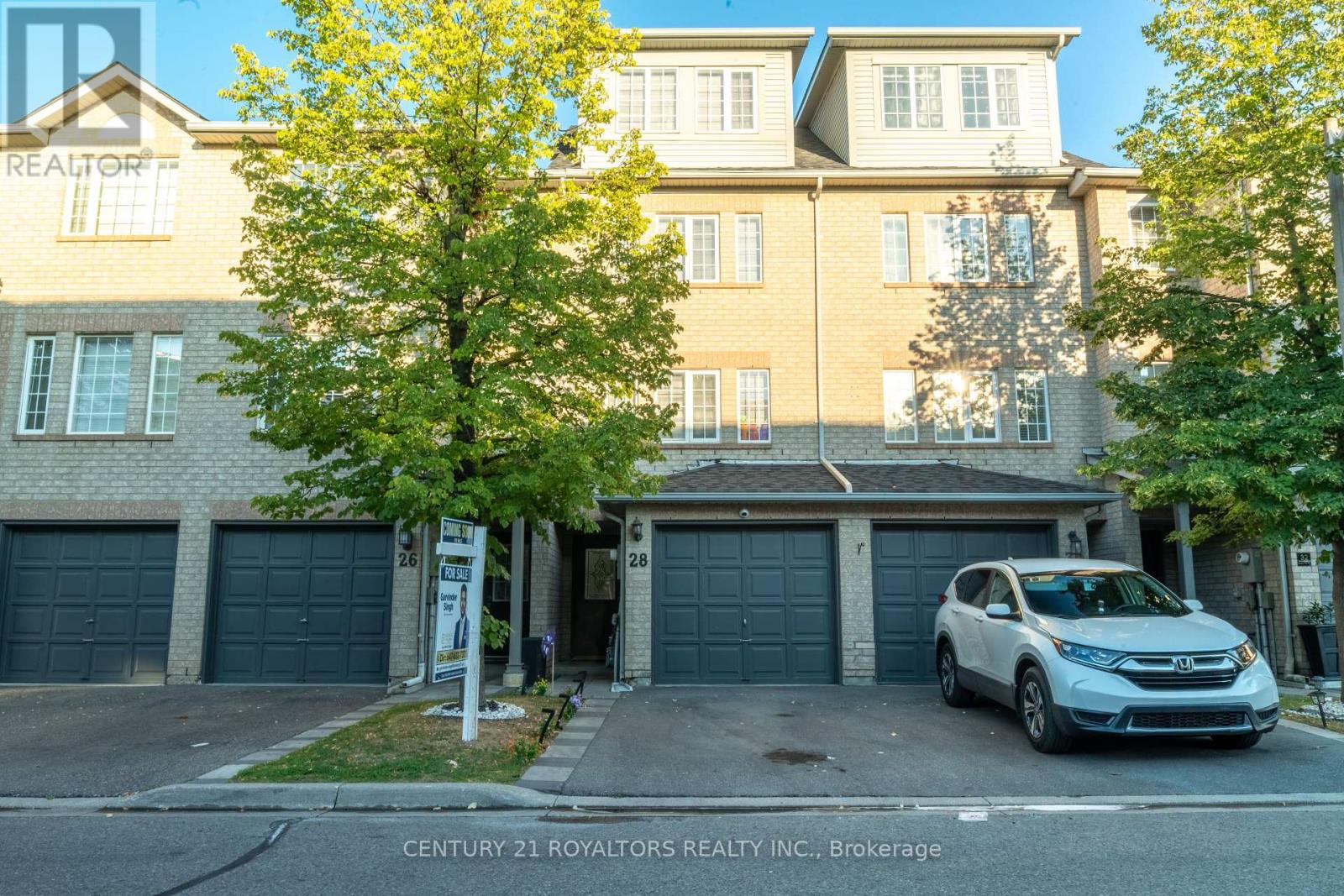 28 Spadina Road