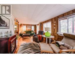 691 Oak Crescent, Centre Wellington, ON N1M2W5 Photo 4