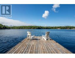 Bedroom - 18588 Georgian Bay Shore, Georgian Bay, ON P0E1E0 Photo 3