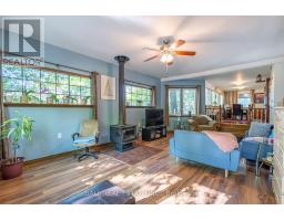 Bedroom - 21 Cedar Bay Road N, Curve Lake First Nation 35, ON K0L1R0 Photo 4