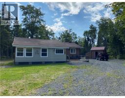 390 Theriault Road, Image 2