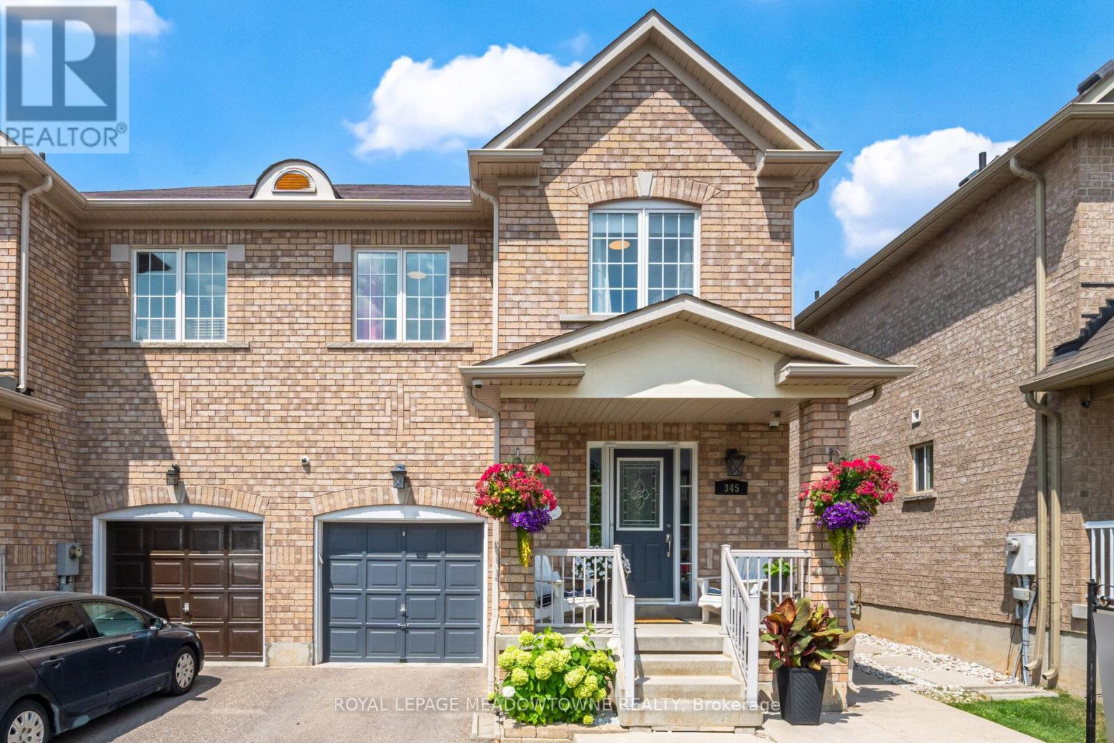 345 Bussel Crescent