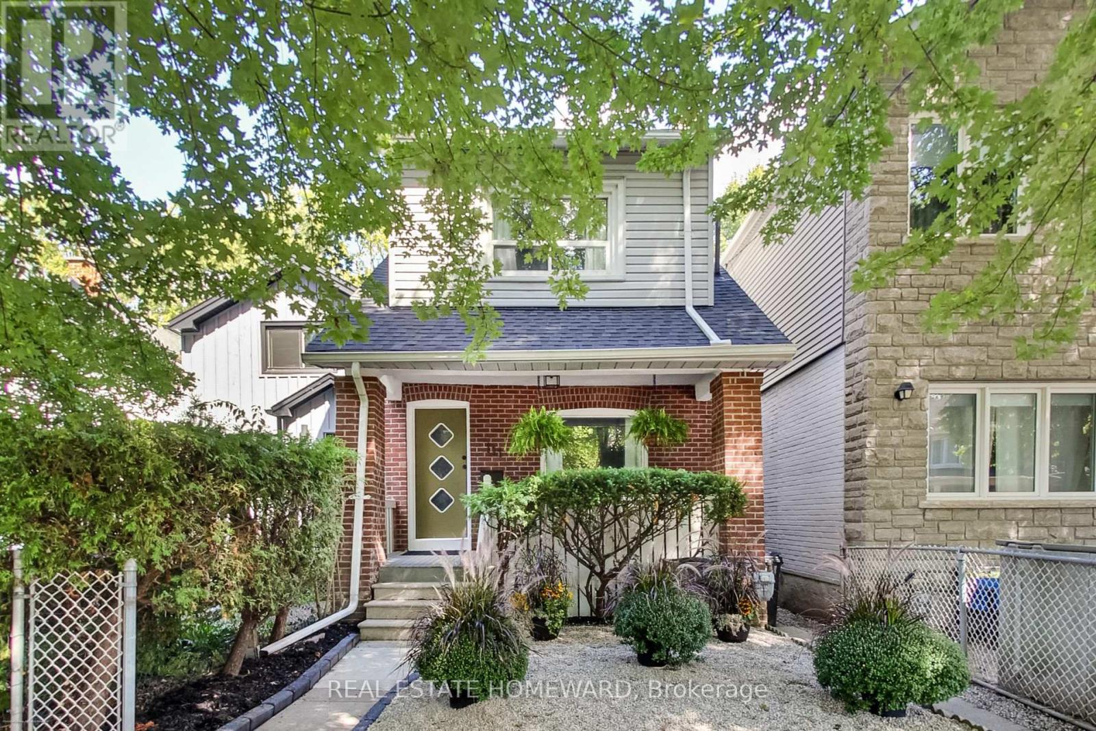 111 Parkmount Road