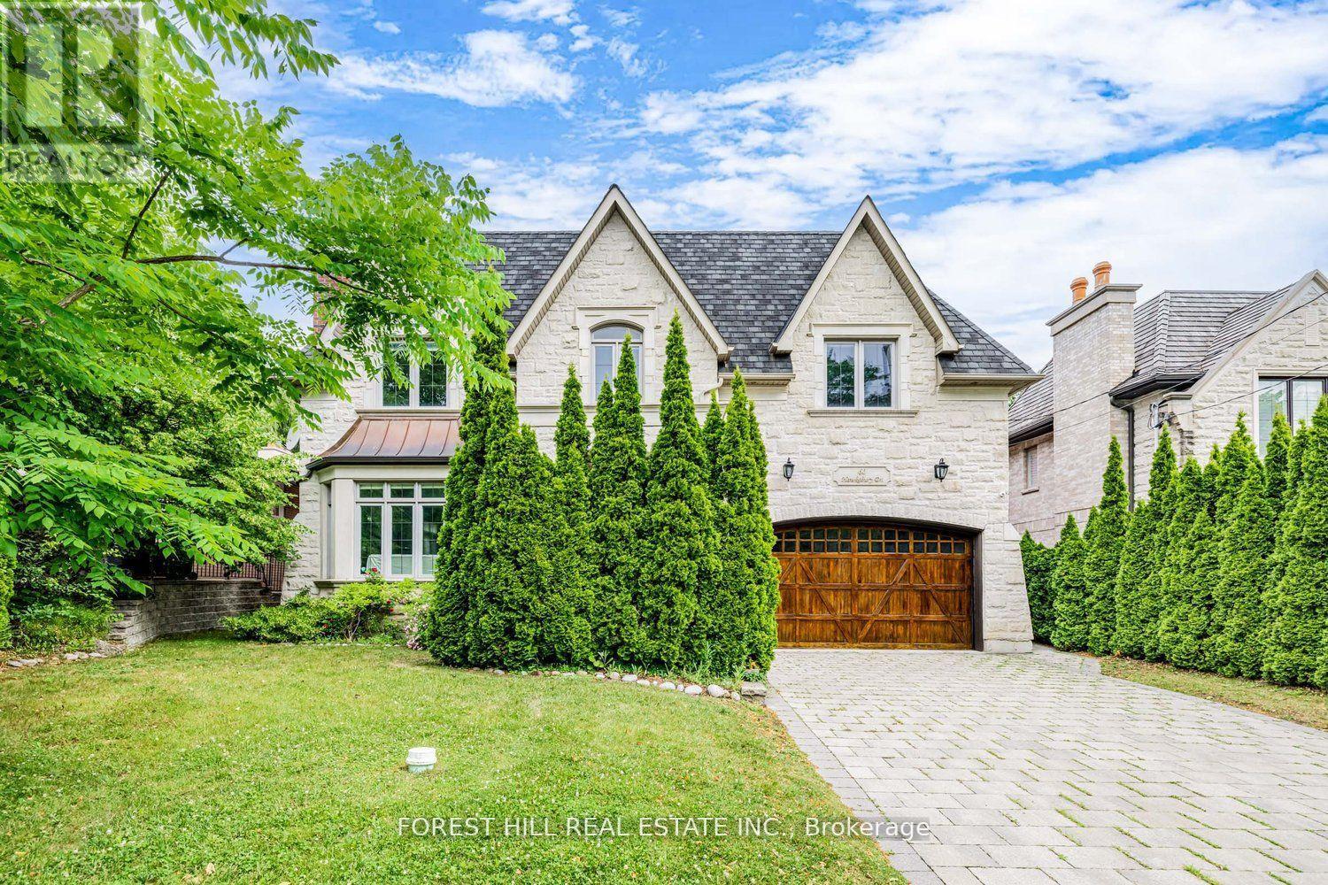60 Hawksbury Drive