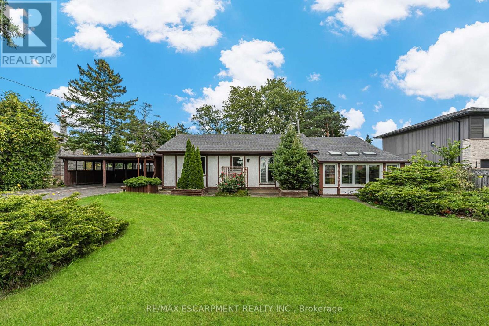 614 Golf Club Road