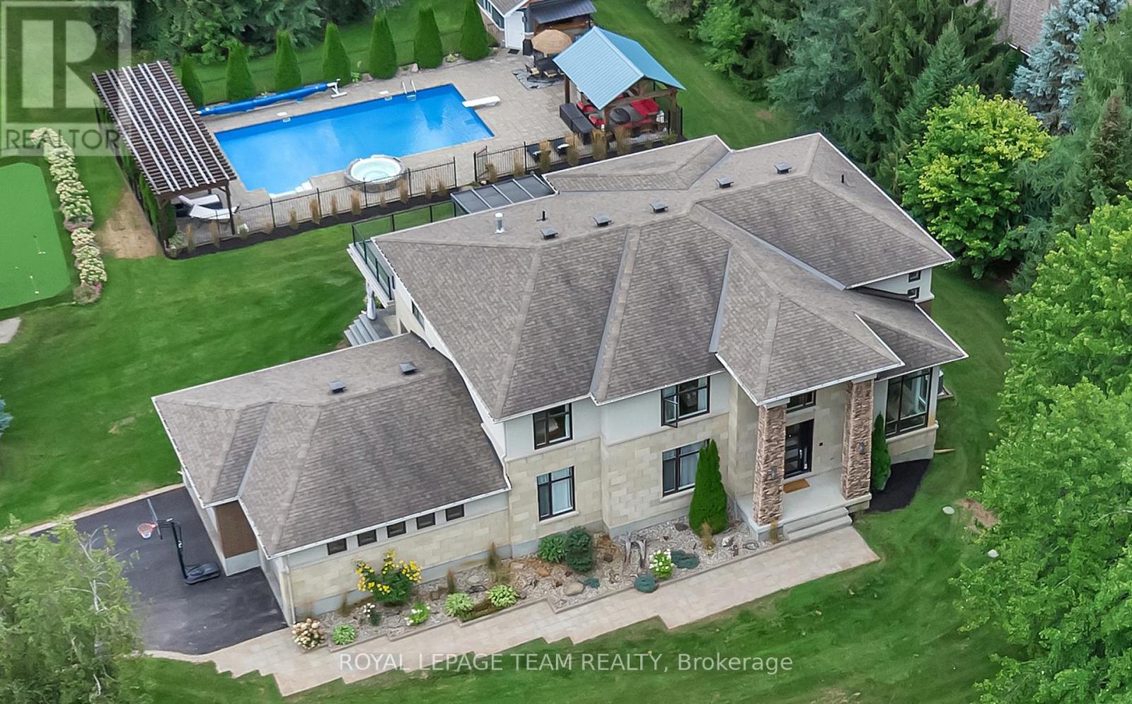 6290 Emerald Links Drive