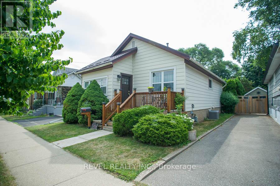 102 Walnut Street