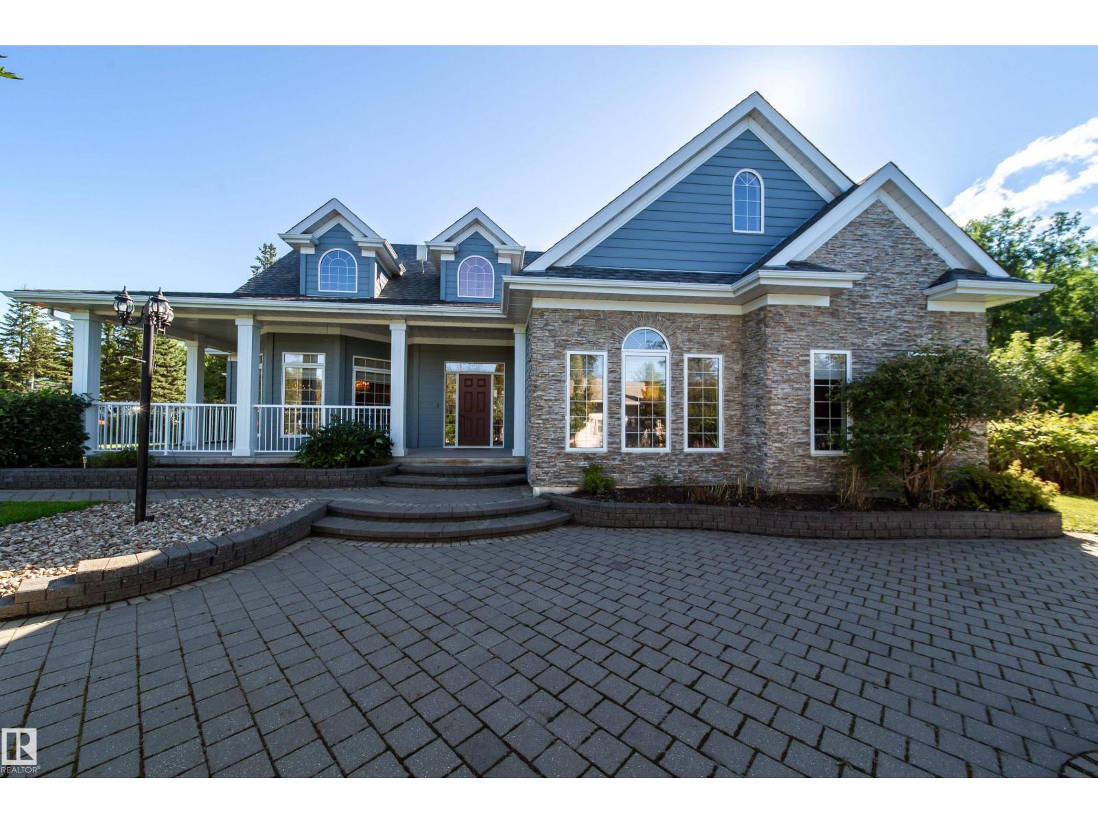 2 A Silver Beach Rd