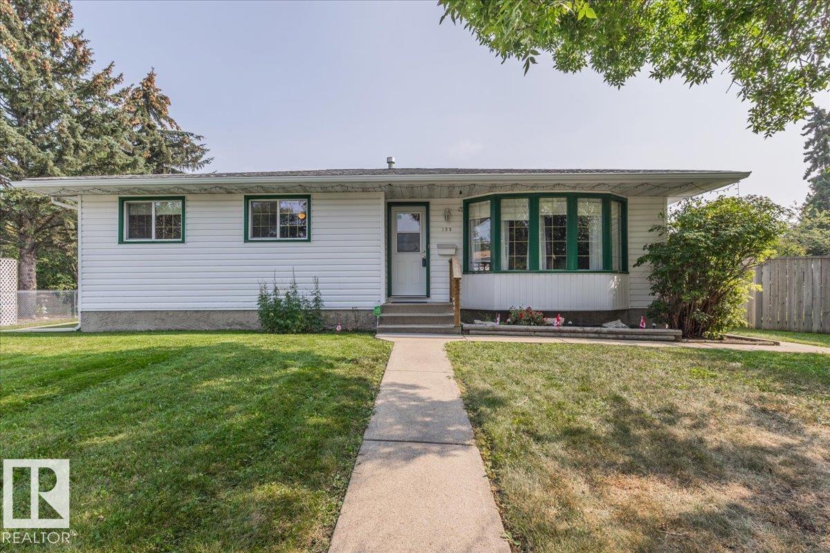 133 Elm Cr