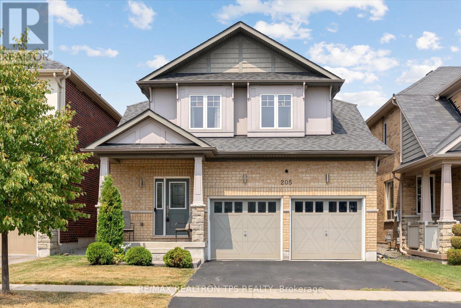 205 Blackwell Crescent