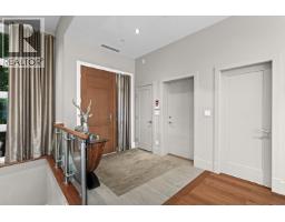 2780 Highgrove Place, West Vancouver, BC V7S0A4 Photo 2