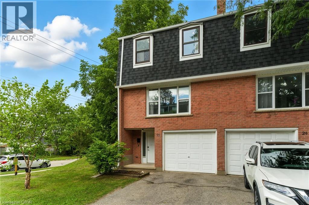 100 Bluevale Street N Unit 25