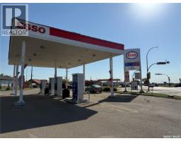 300 Saskatchewan Drive W, Melfort, SK S0E1A0 Photo 4