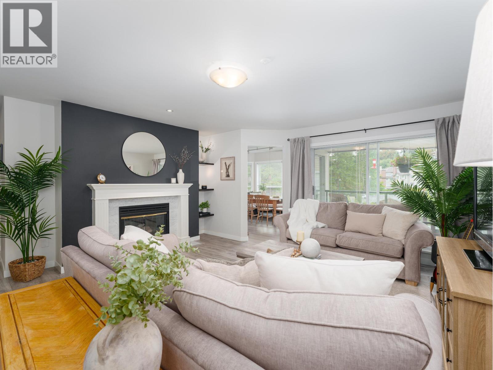 212 3690 Banff Court