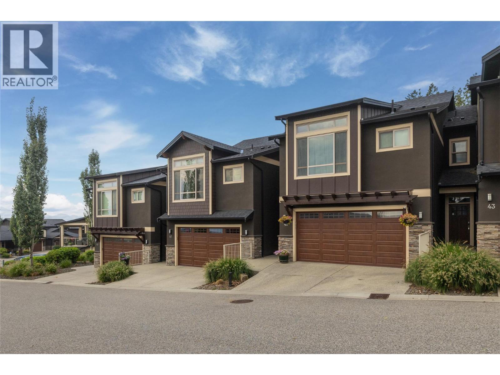 1870 Rosealee Lane Unit 42