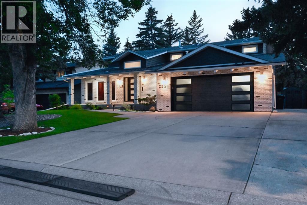 235 Canova Place Sw