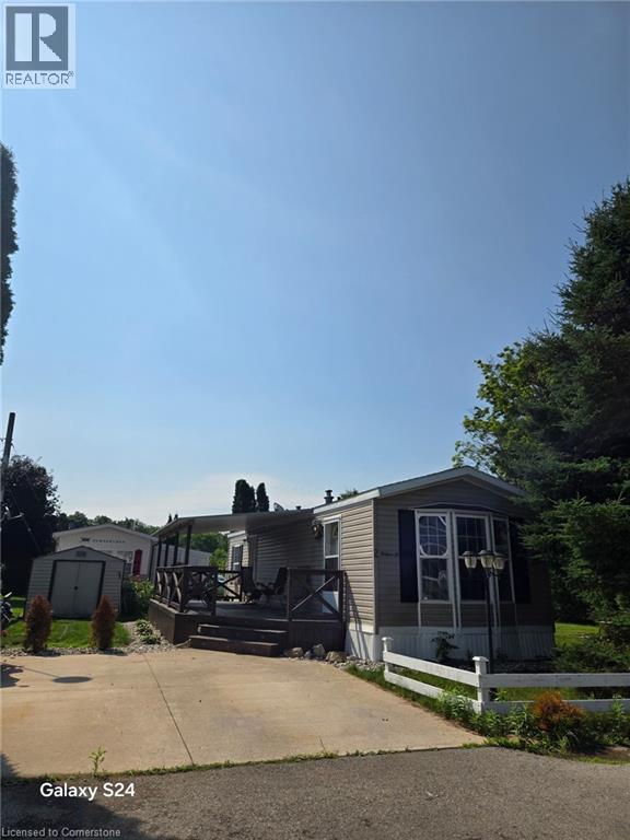 4449 Milburough Line
