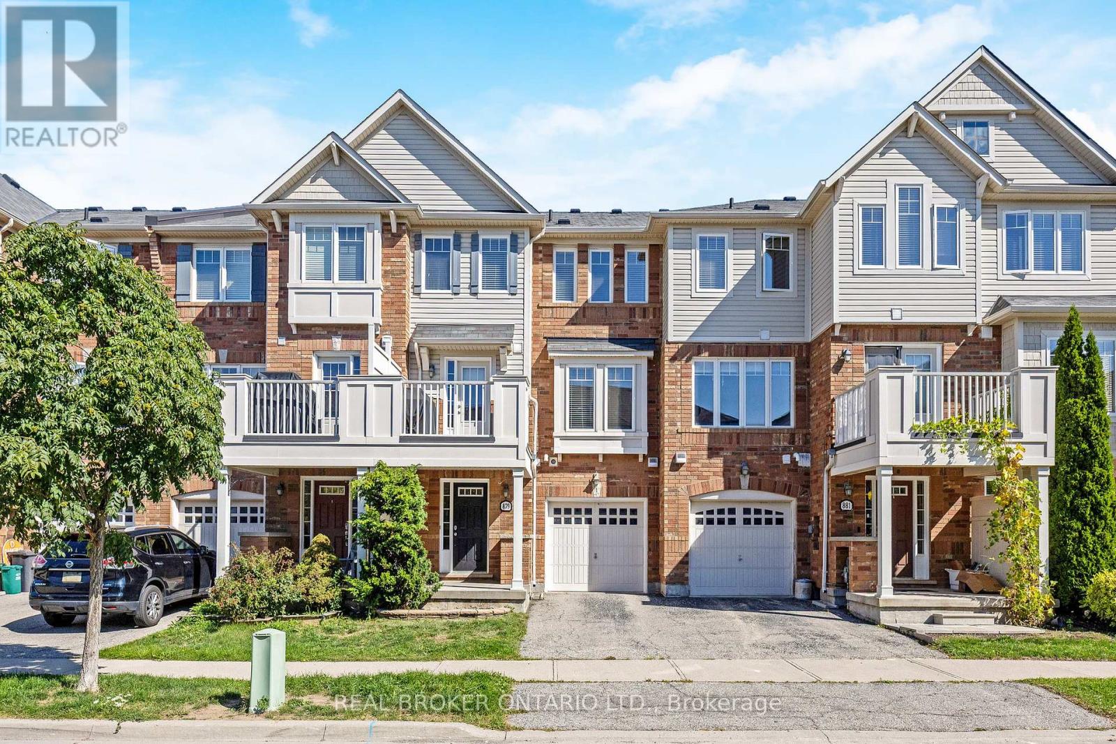 879 Willingdon Crescent