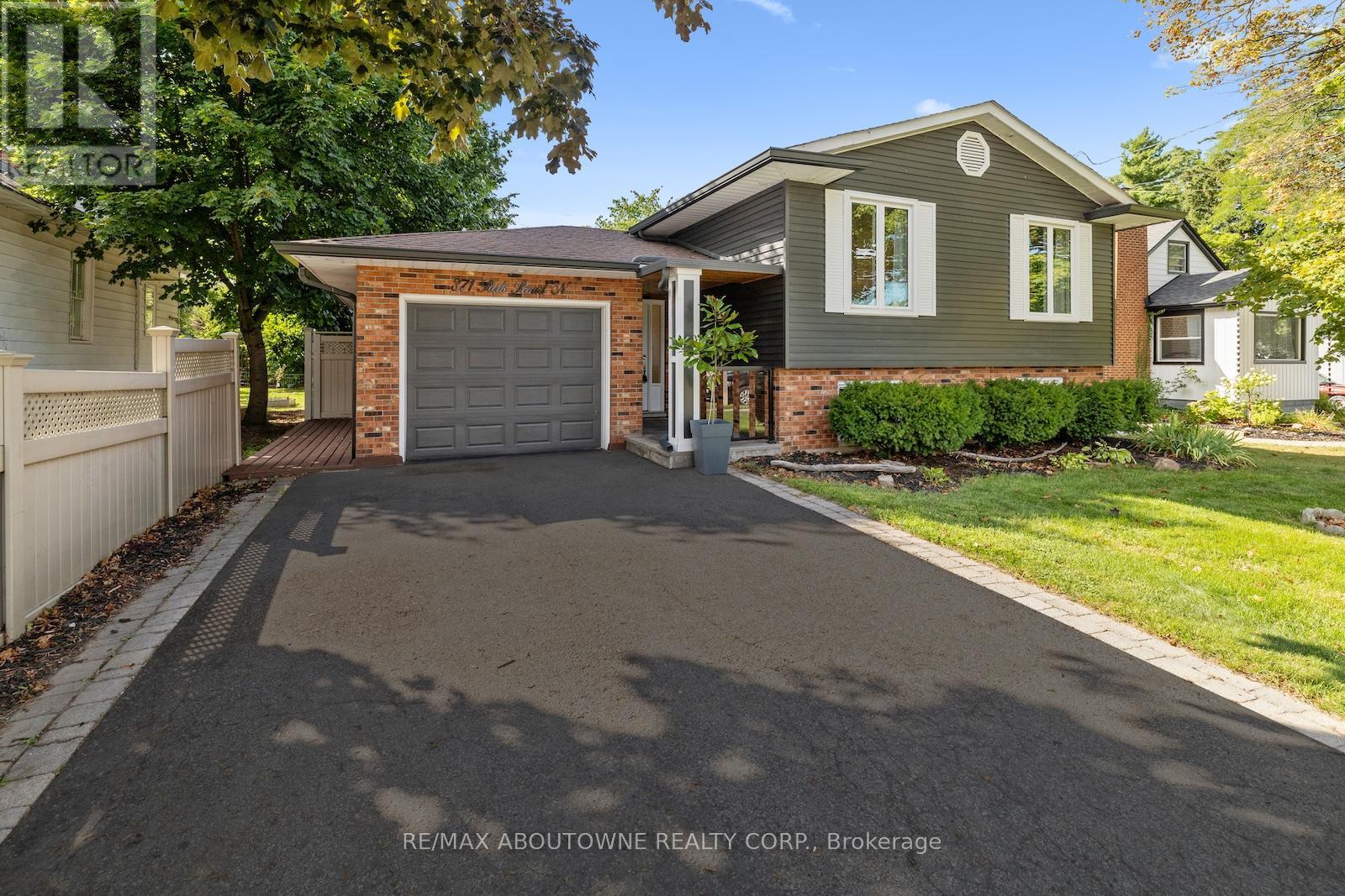 371 Park Road N