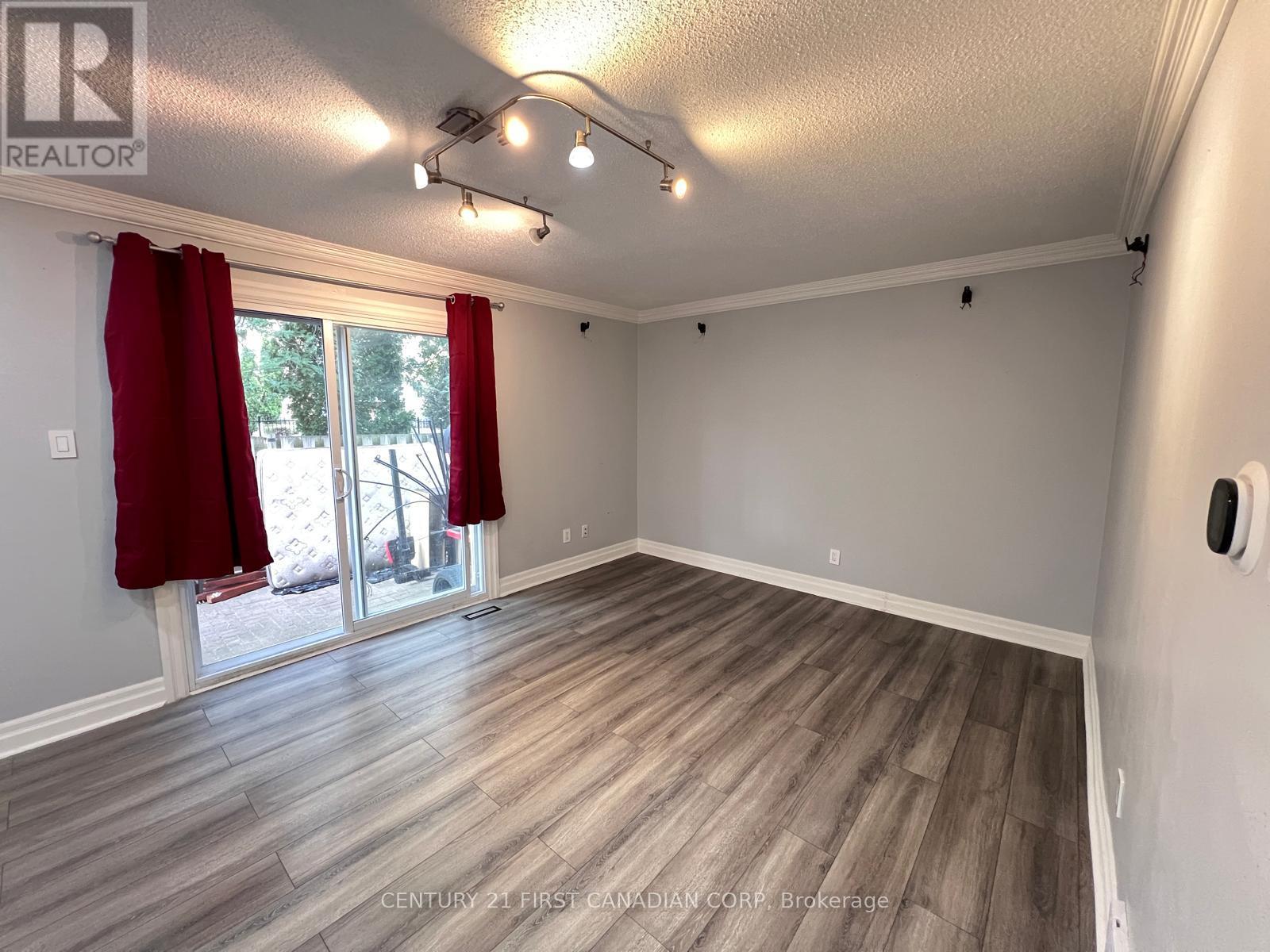 3 1247 Huron Street