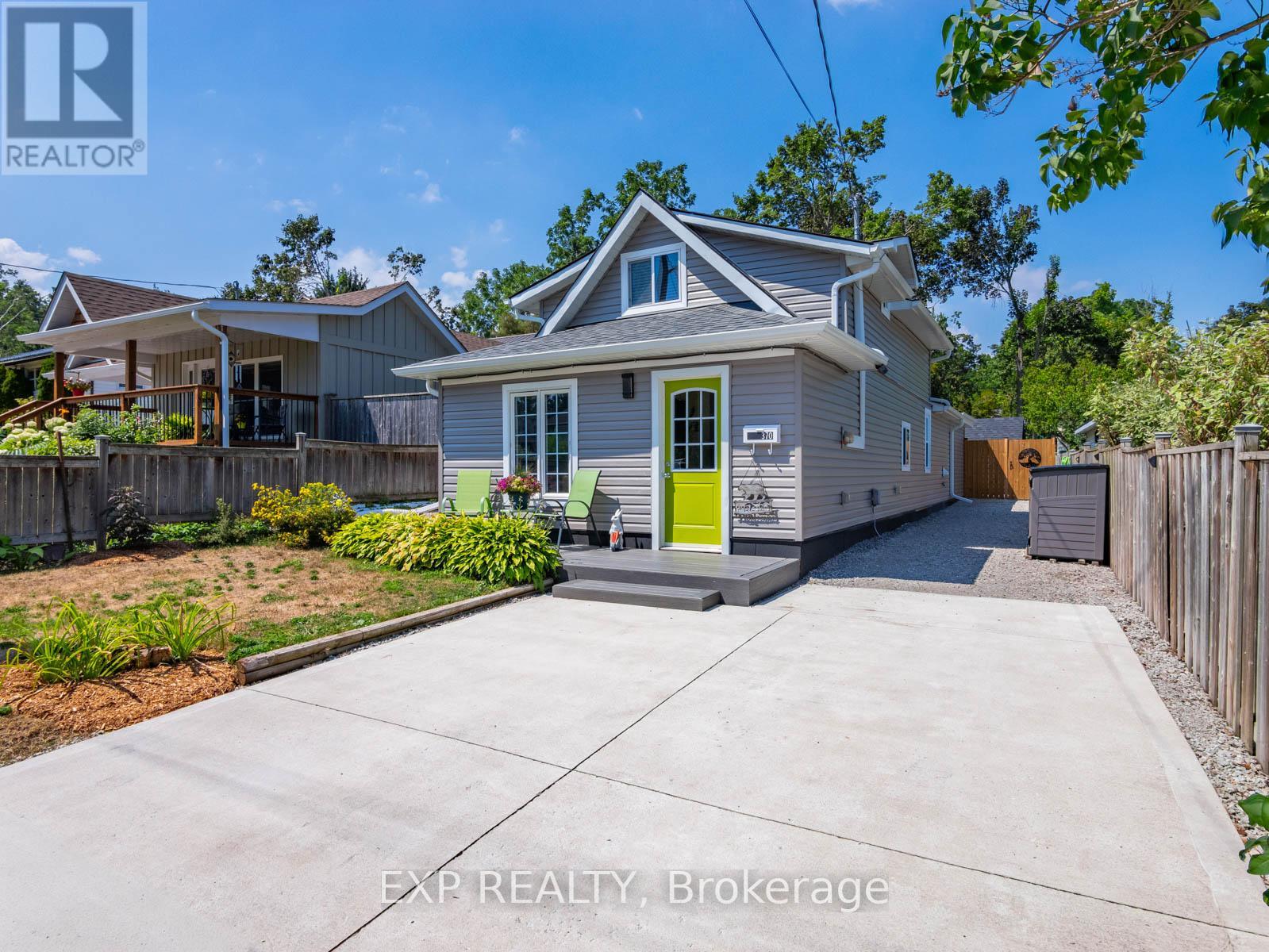 370 Homewood Avenue