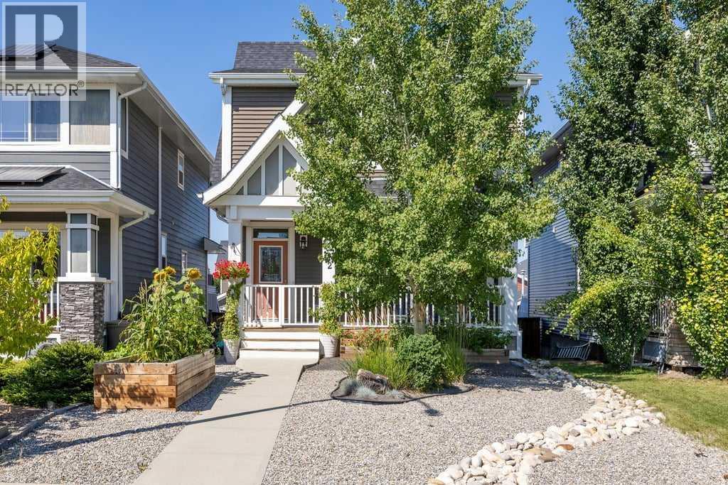 512 River Heights Green