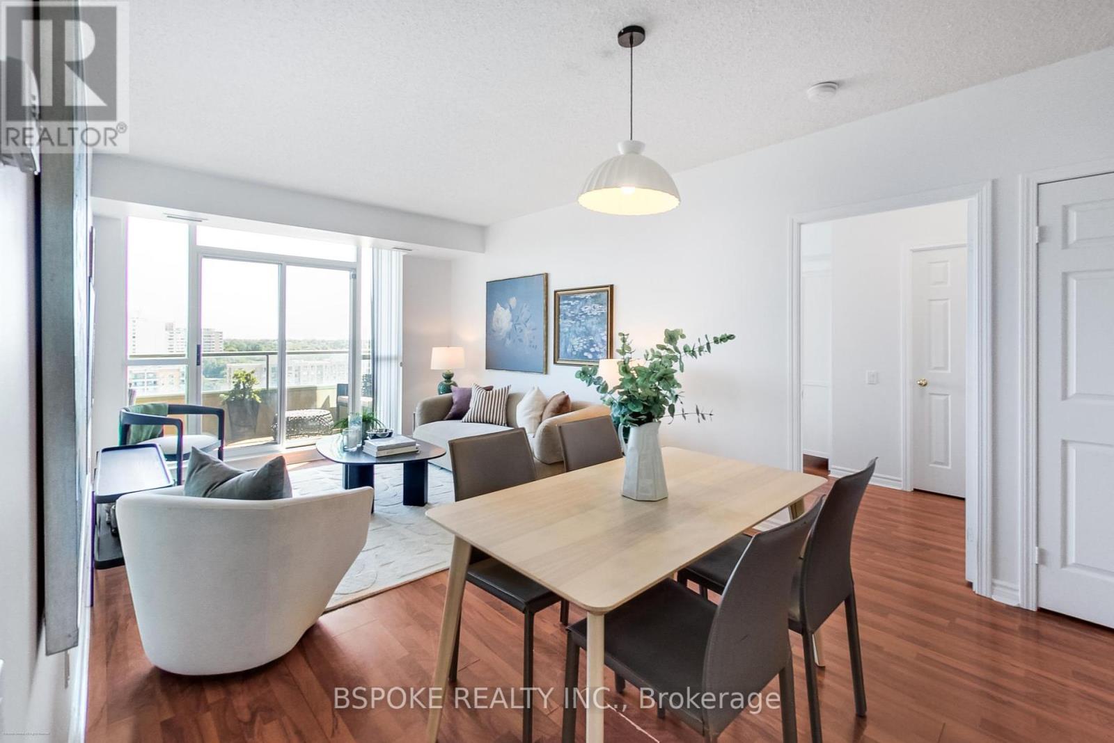1412 8 Covington Road