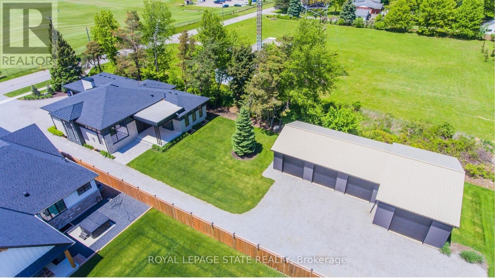 1613 G Lookout Street