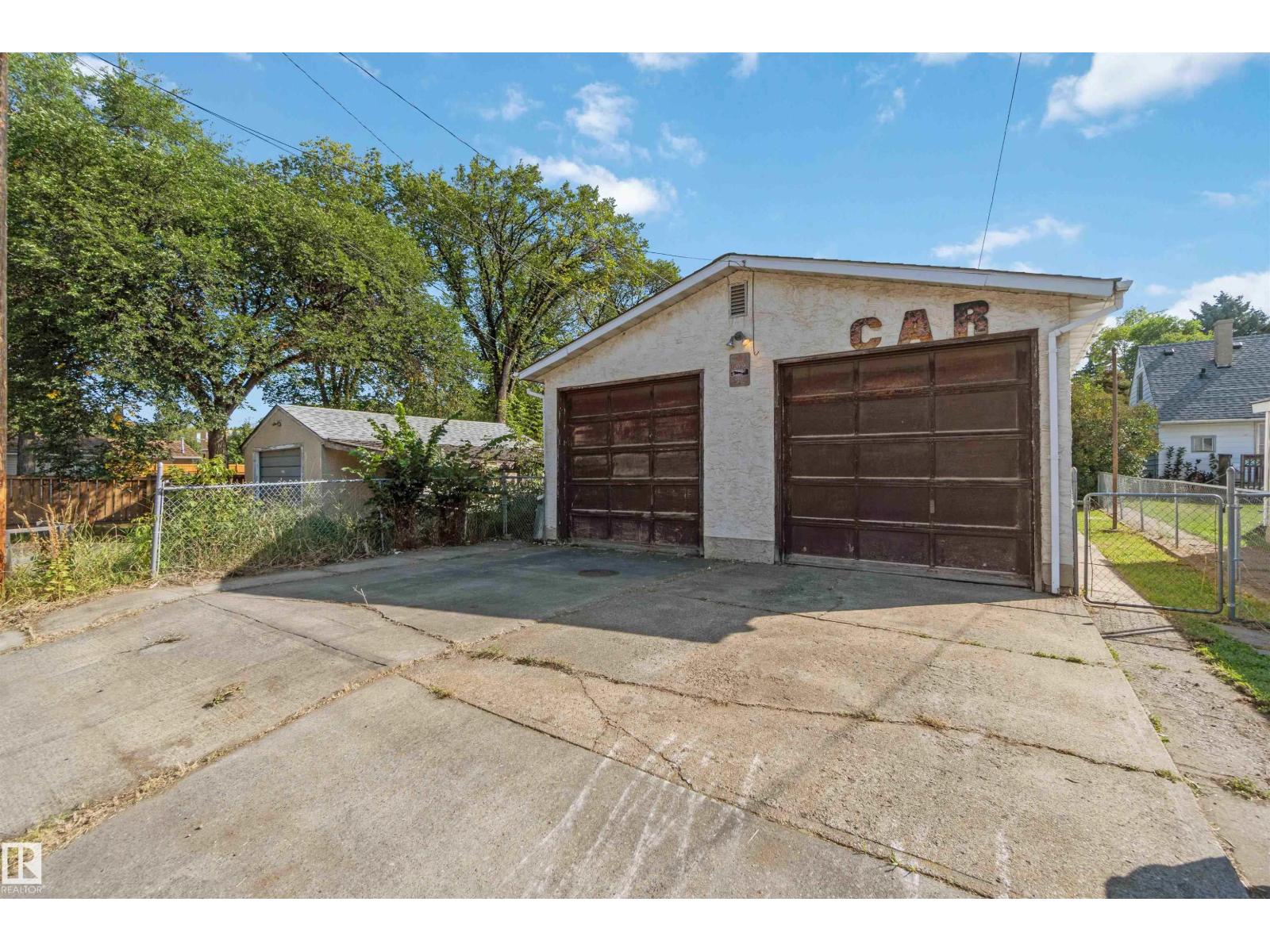 12248 105 St Nw