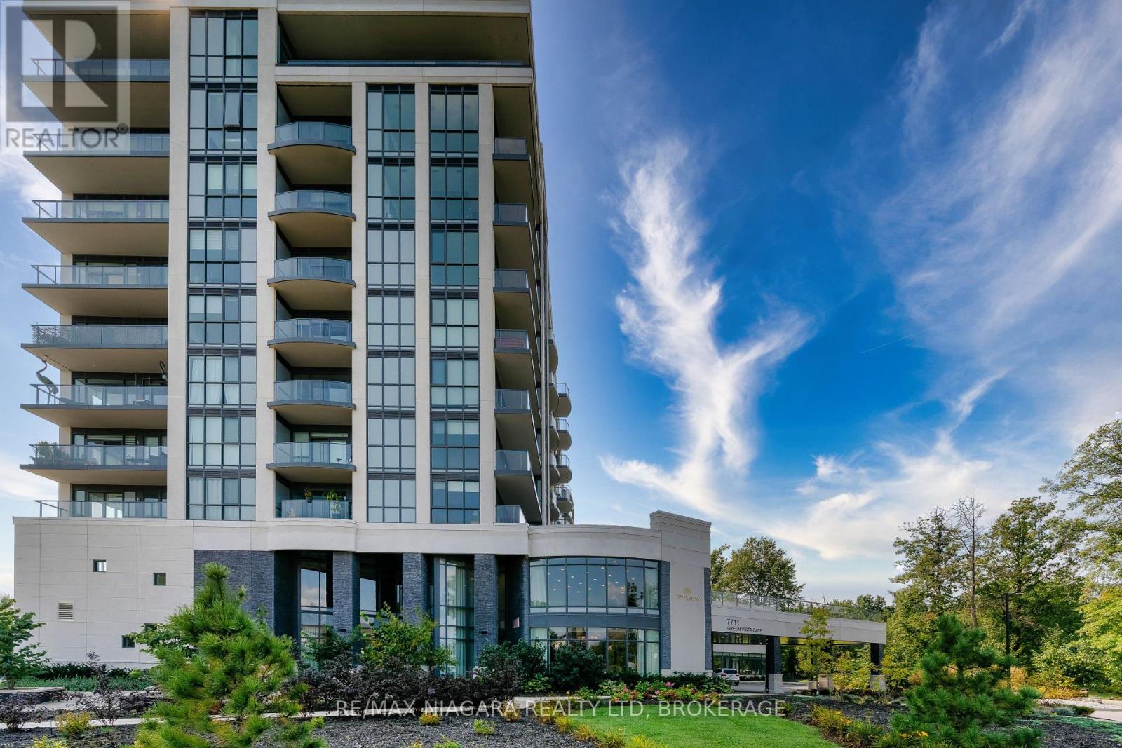 405 7711 Green Vista Gate