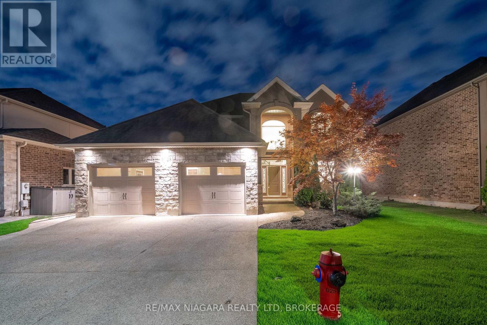 9128 Tapestry Court