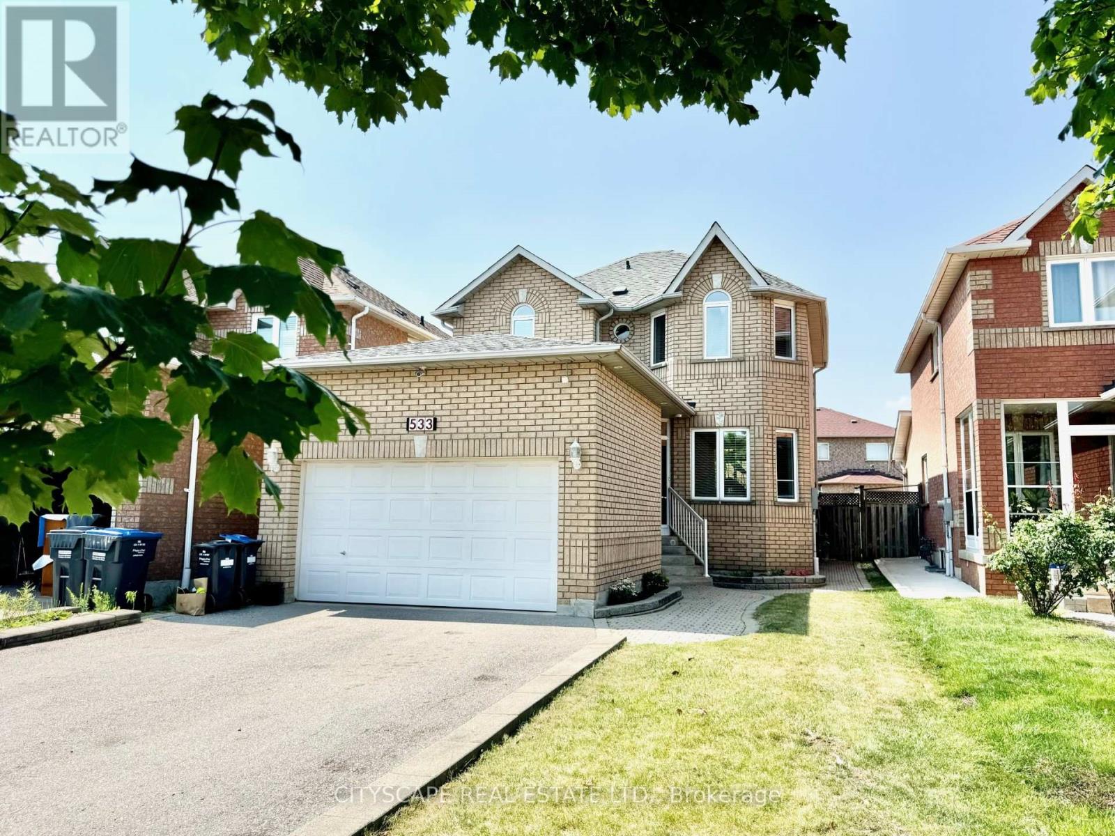 533 Leatherleaf Drive