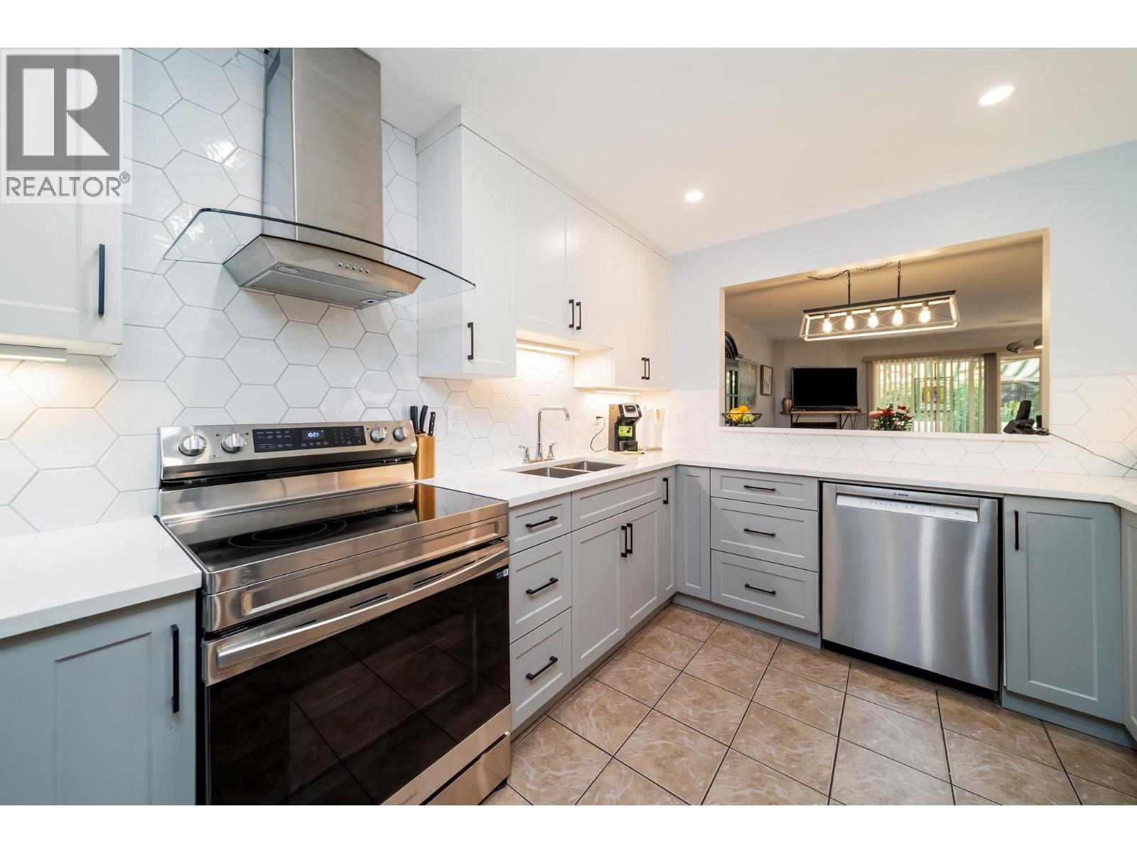 1765 Leckie Road Unit 108