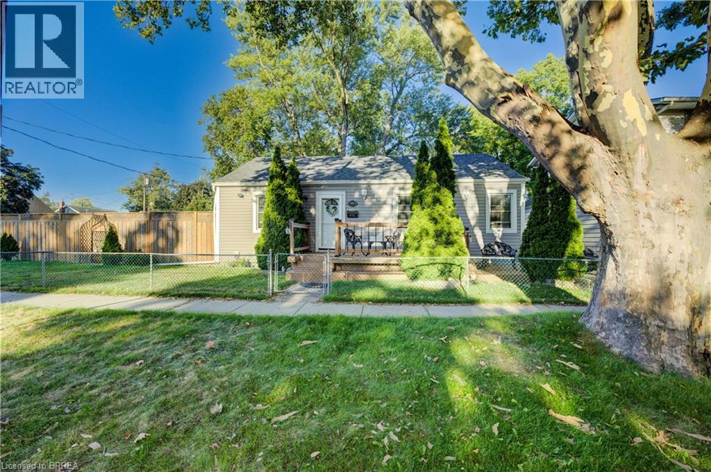 1 Longfellow Avenue