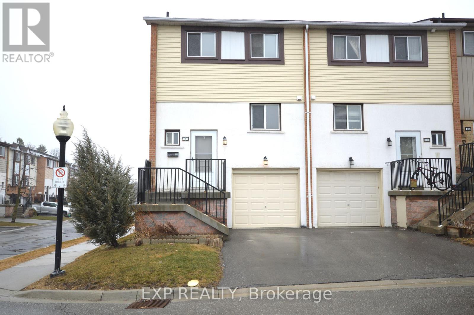 10 18 Moregate Crescent