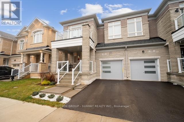 12 Great Falls Boulevard