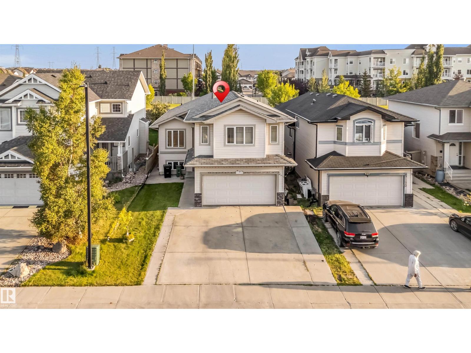 3015 24 Av Nw
