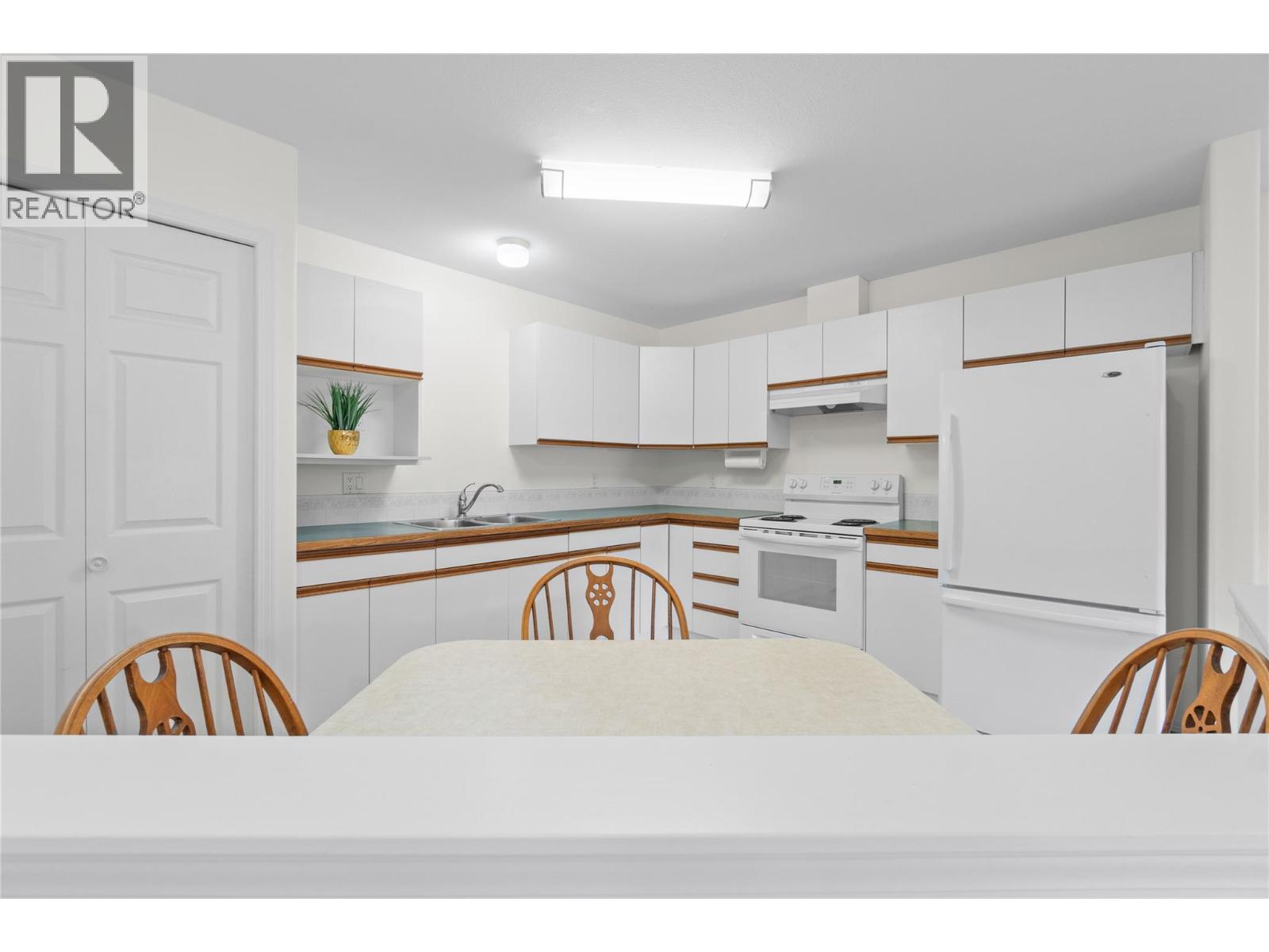 219 Temple Street Unit 42