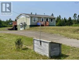 Sunroom - 1184 Highway 206, West Arichat, NS B0E3J0 Photo 3