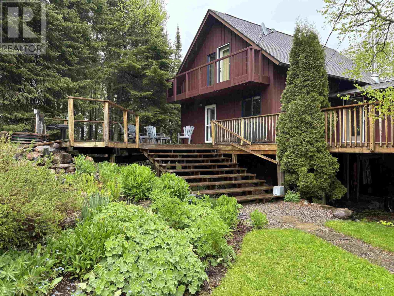 309 Cedar Ln
