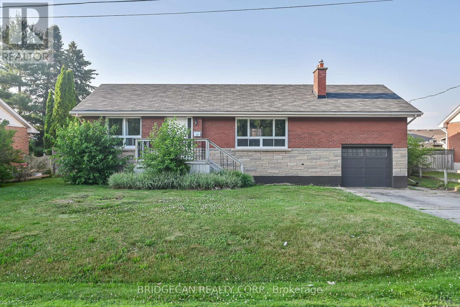 17 Brierwood Avenue