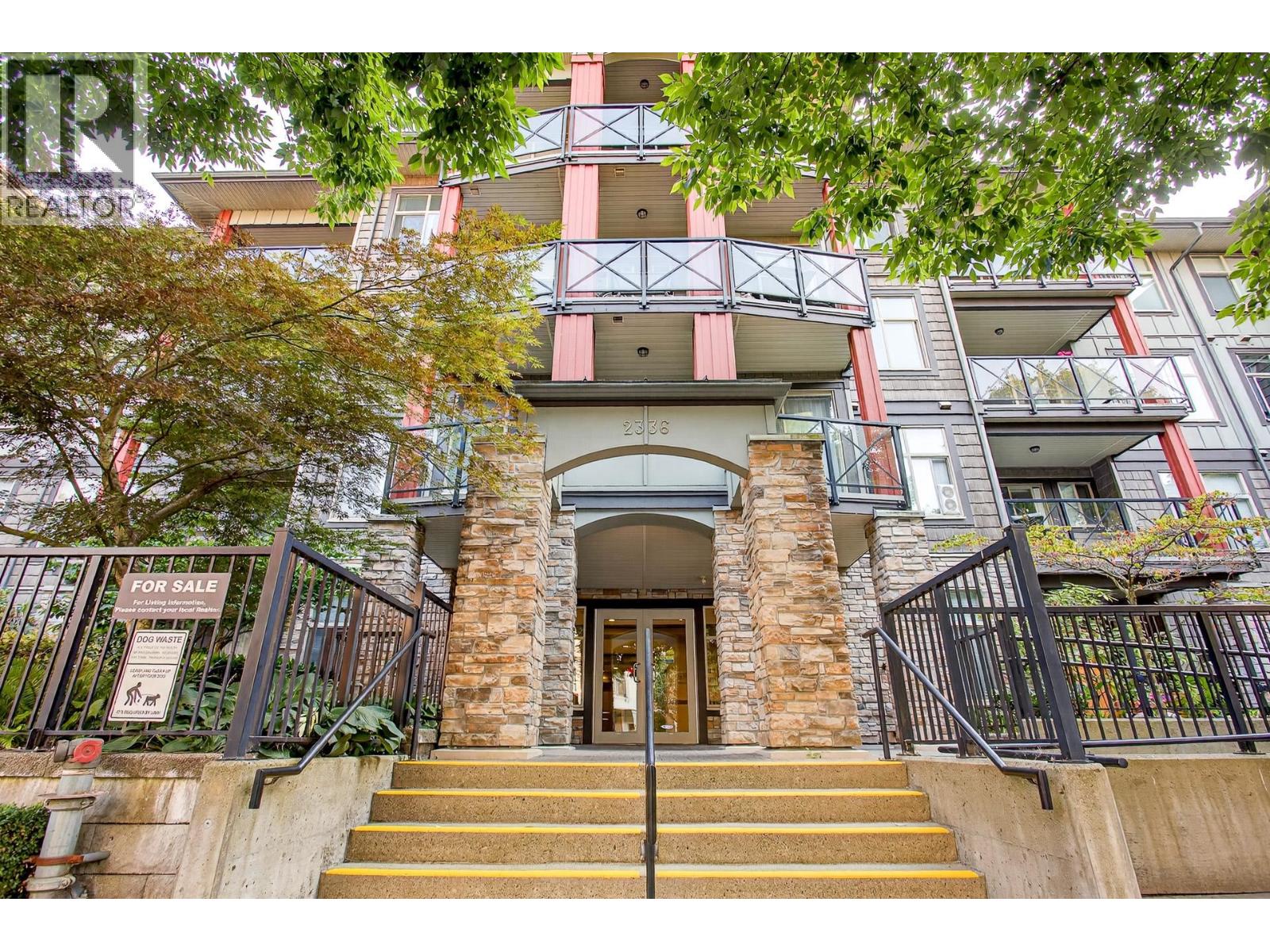 207 2336 Whyte Avenue