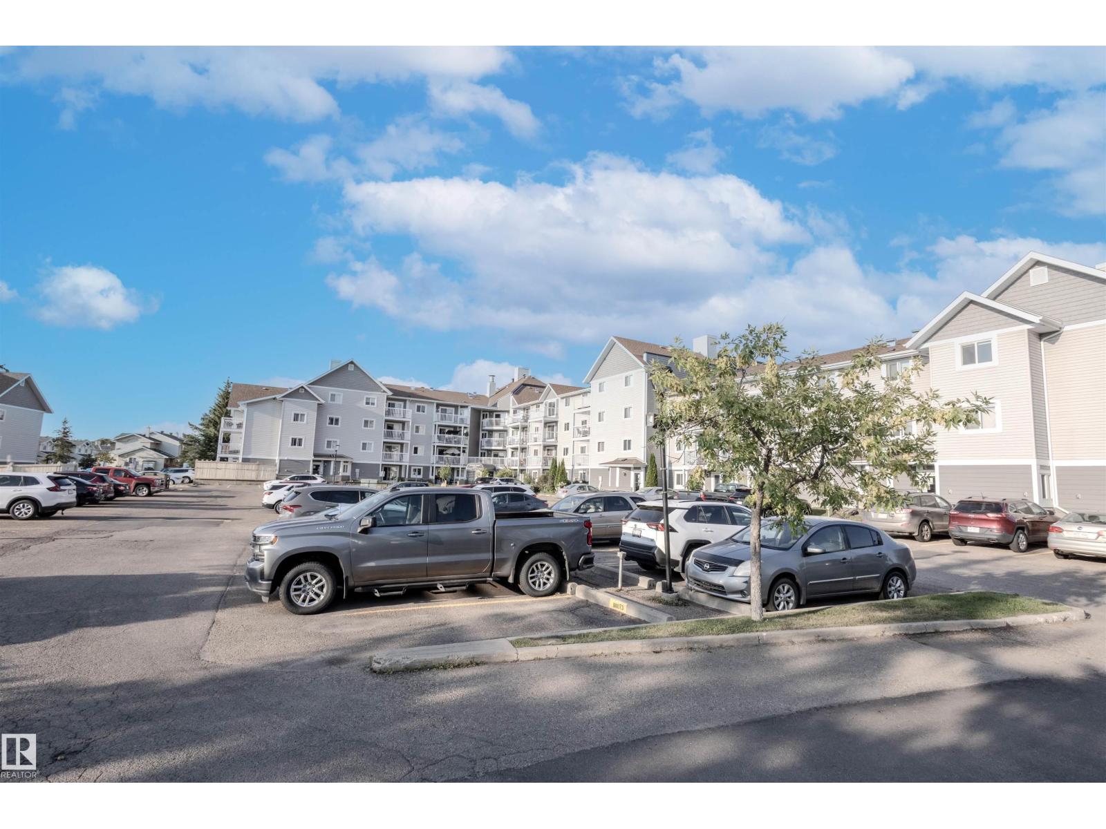 305 5005 31 Av Nw